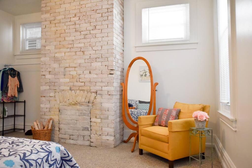 Perfect Pittsburgh Home Close To City & Airport Exterior photo